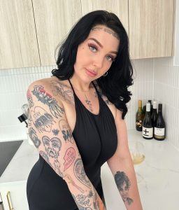 Raven  DeVille - Independent Escort in Brisbane - Roladex Escort near you